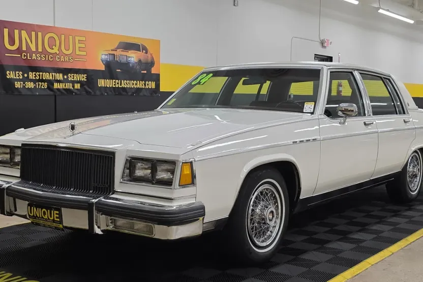 1984 Buick Electra Park Avenue photo 1
