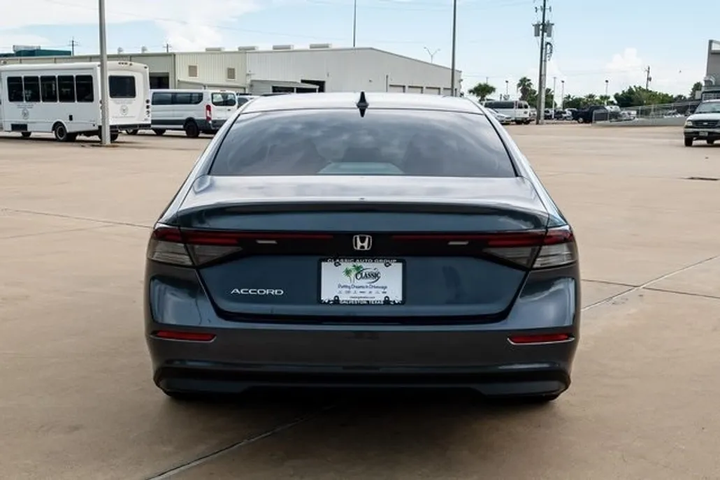 2024 Honda Accord LX photo 1