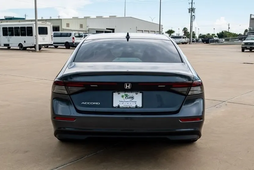 2024 Honda Accord LX photo 1