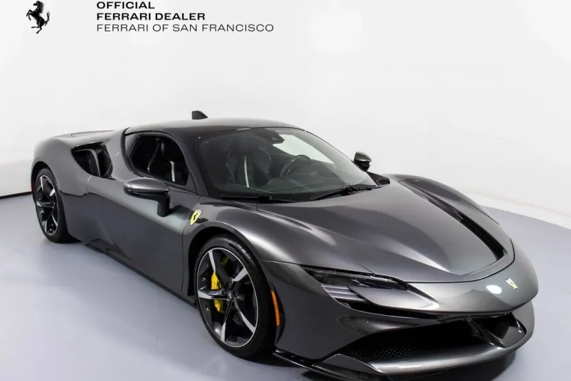 2023 Ferrari SF90 Stradale photo 1