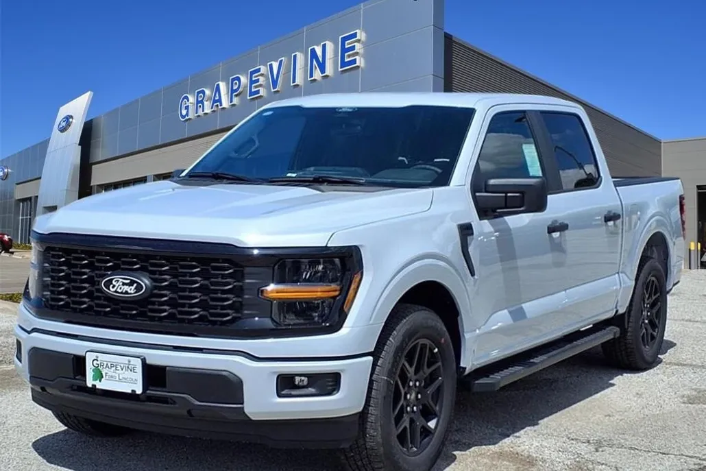 2025 Ford F-150 STX photo 1