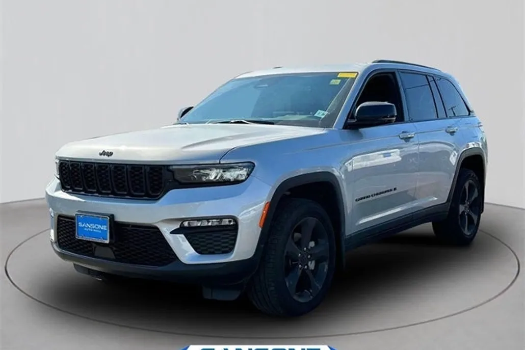 2025 Jeep Grand Cherokee Limited photo 1