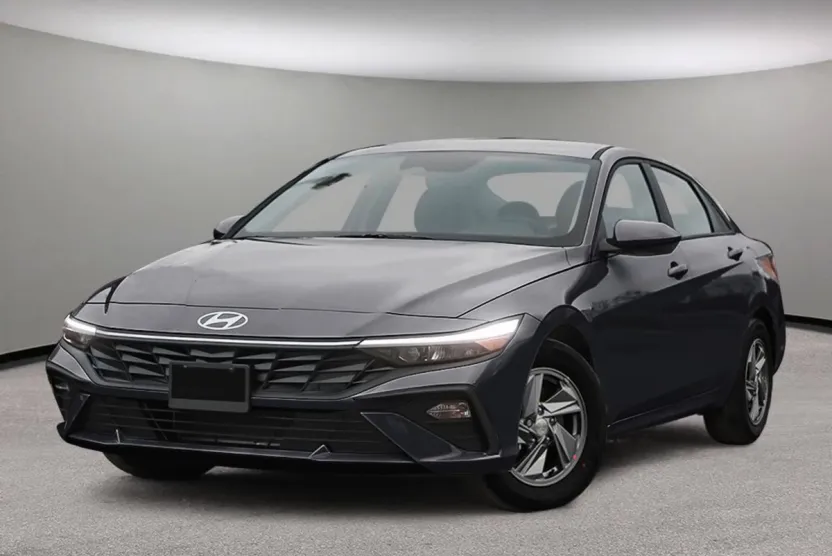 2025 Hyundai Elantra SEL Sport photo 1