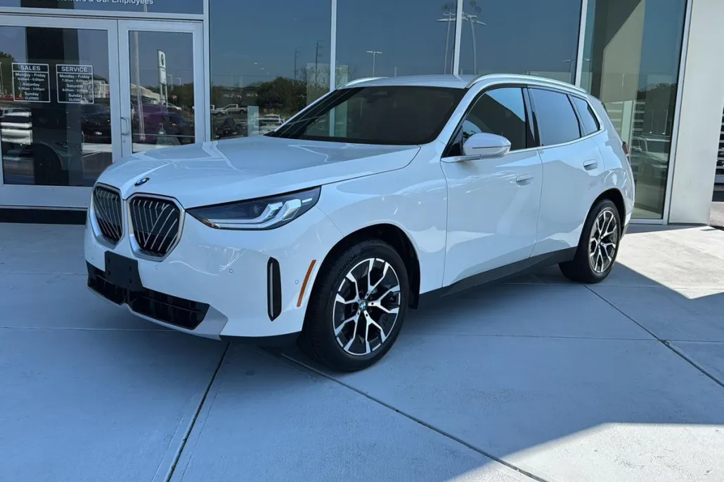 2025 Bmw X3 30x Drive photo 1