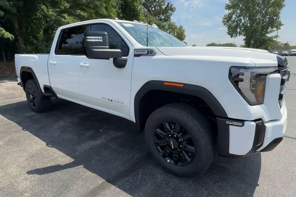 2025 Gmc Sierra 2500 HD AT4 photo 1