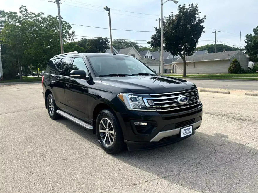 2019 Ford Expedition XLT photo 1