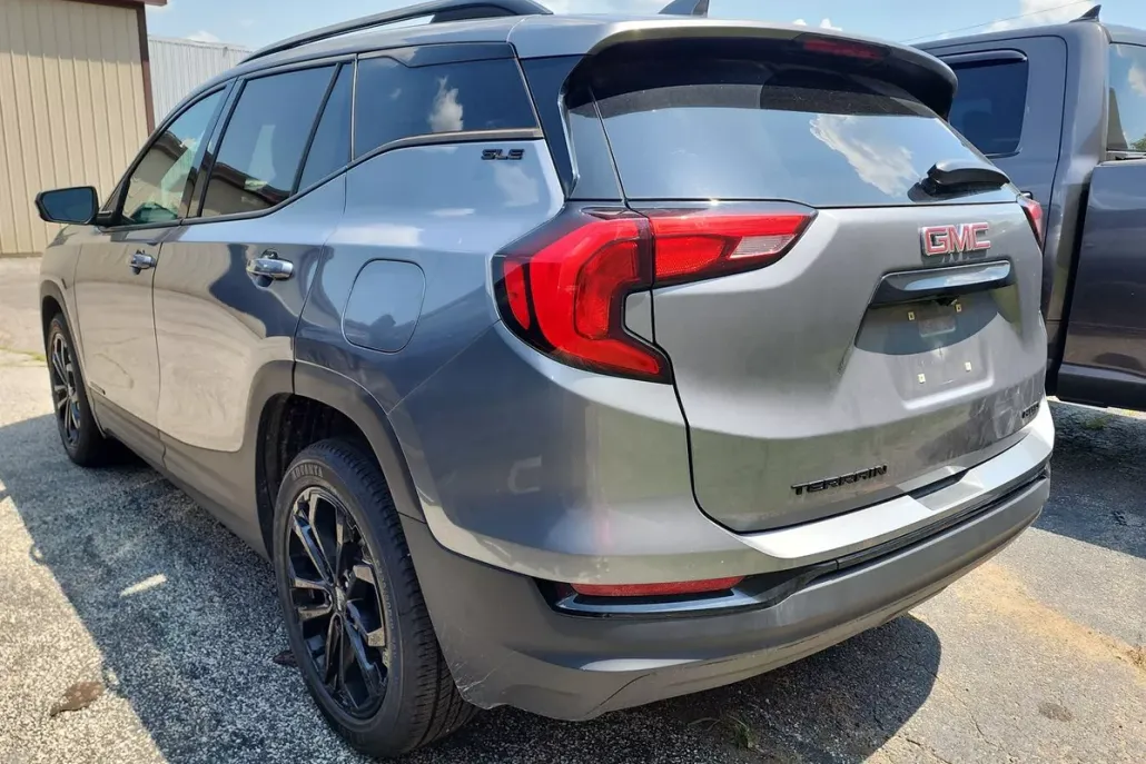2021 Gmc Terrain SLE photo 1