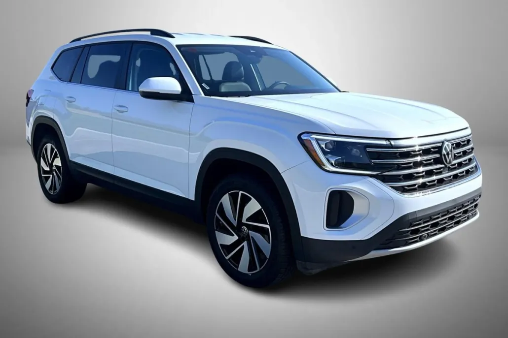 2024 Volkswagen Atlas SE Technology photo 1