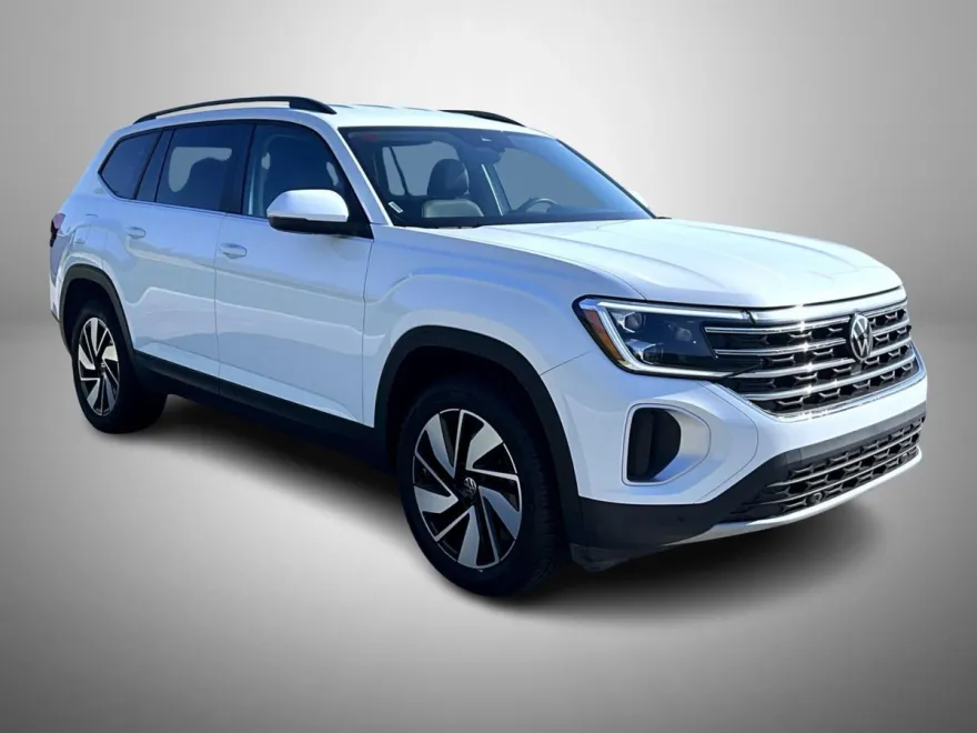 2024 Volkswagen Atlas SE Technology photo 1