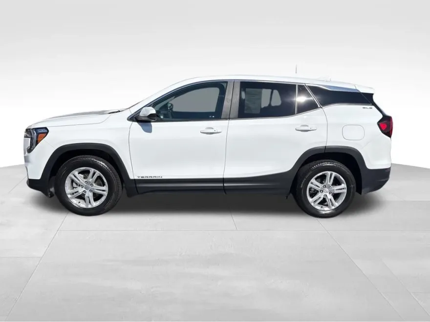 2024 Gmc Terrain SLE photo 1