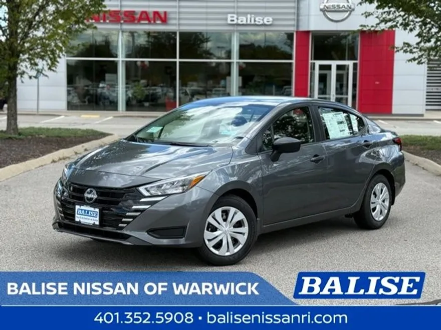 2025 Nissan Versa 1.6 S photo 1