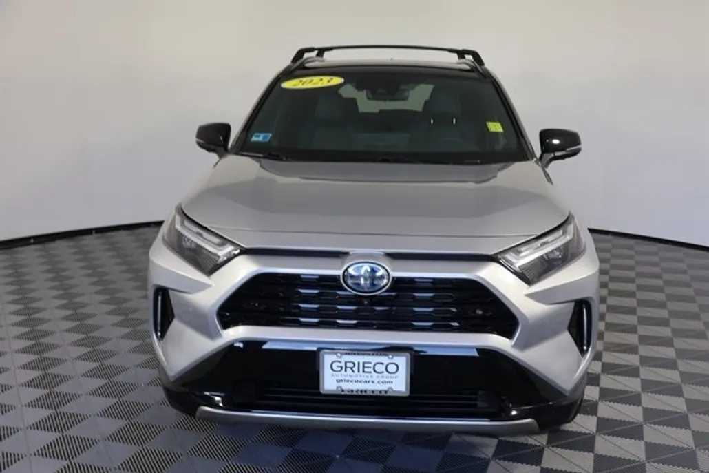 2023 Toyota RAV4 Hybrid XSE photo 1