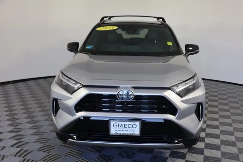 2023 Toyota RAV4 Hybrid XSE photo 1