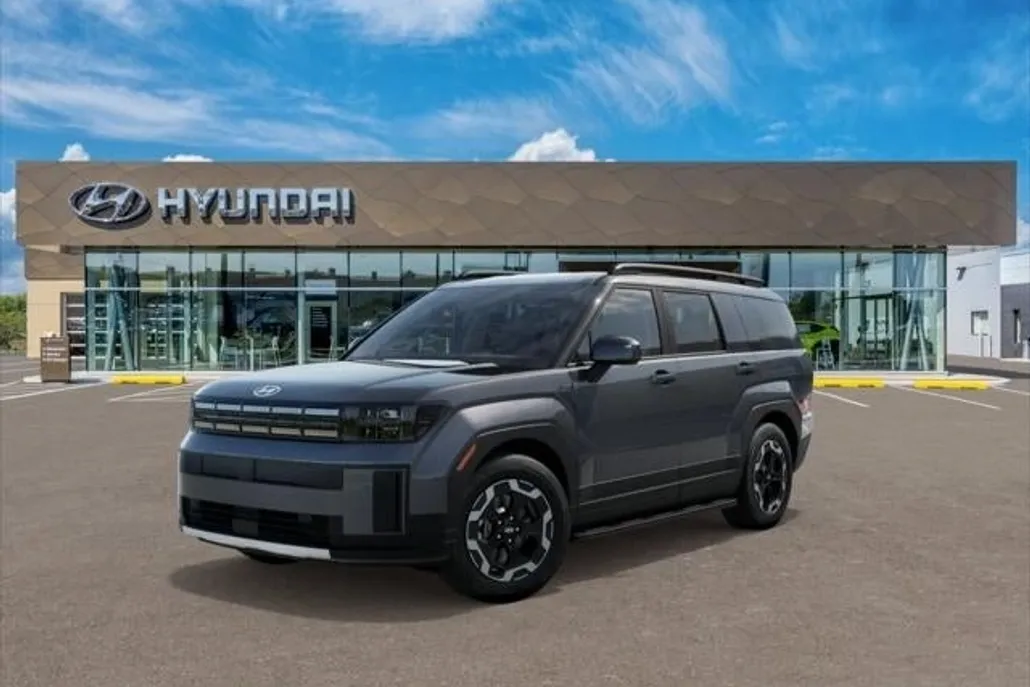2025 Hyundai Santa Fe SEL photo 1