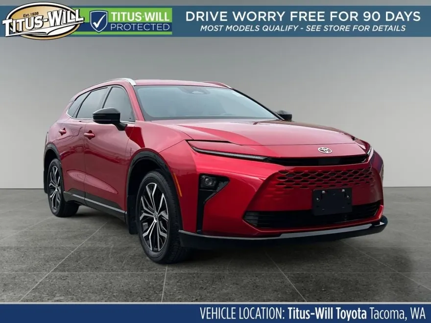 2025 Toyota Crown Signia XLE photo 1