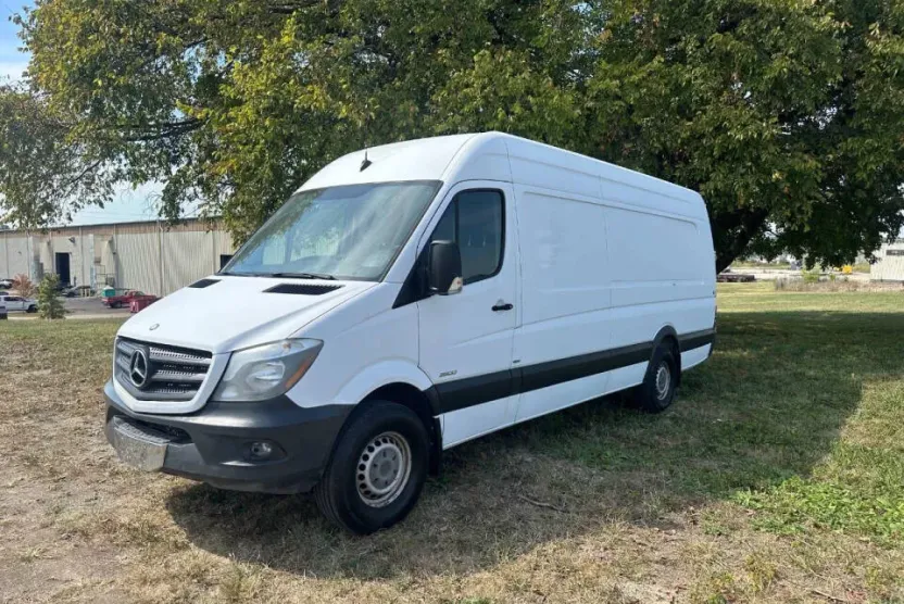 2014 Mercedes Benz Sprinter 2500 photo 1