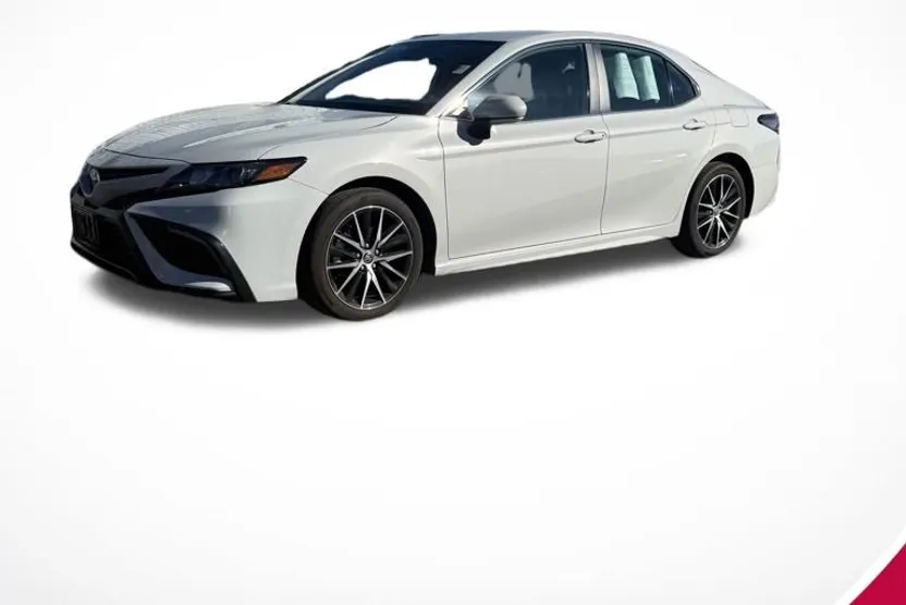 2024 Toyota Camry SE photo 1