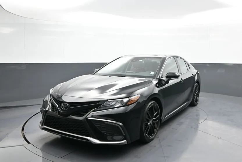 2022 Toyota Camry XSE photo 1