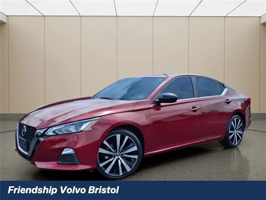 2021 Nissan Altima 2.5 SR photo 1