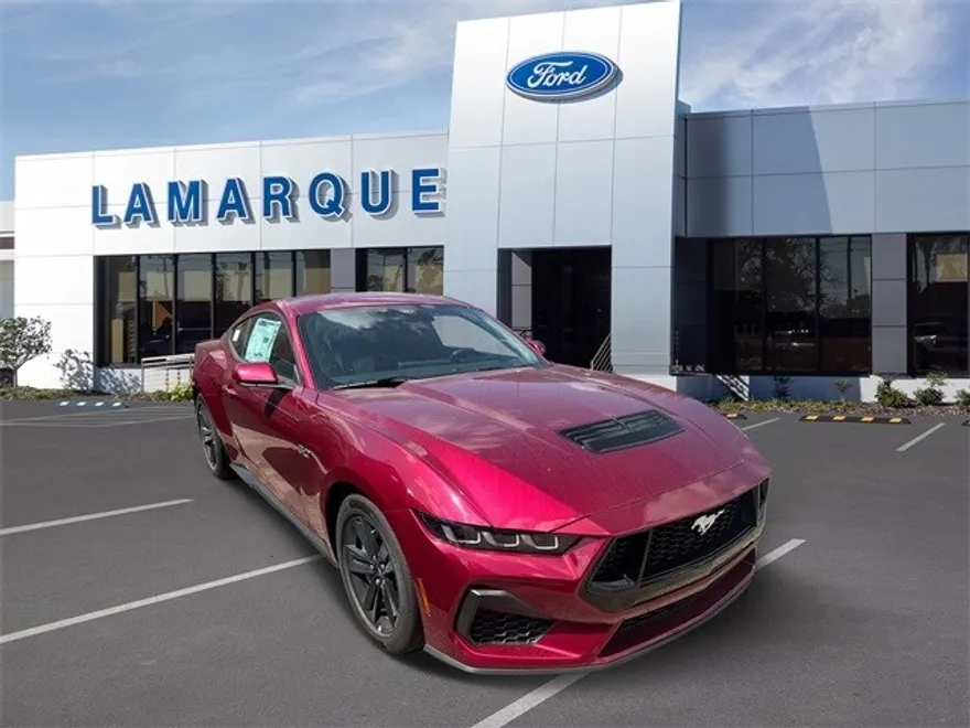 2025 Ford Mustang GT photo 1
