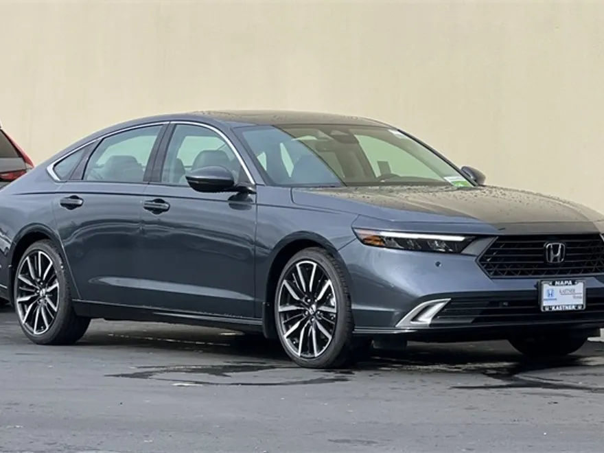 2025 Honda Accord Hybrid Touring photo 1