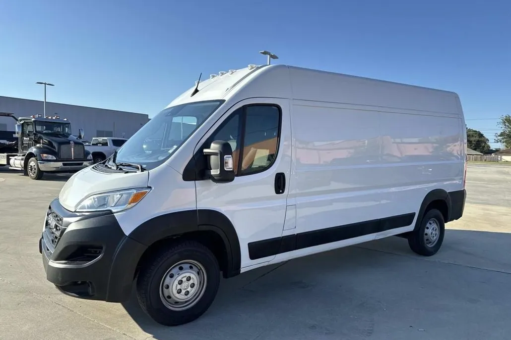 2023 Ram ProMaster 2500 Cargo Van photo 1