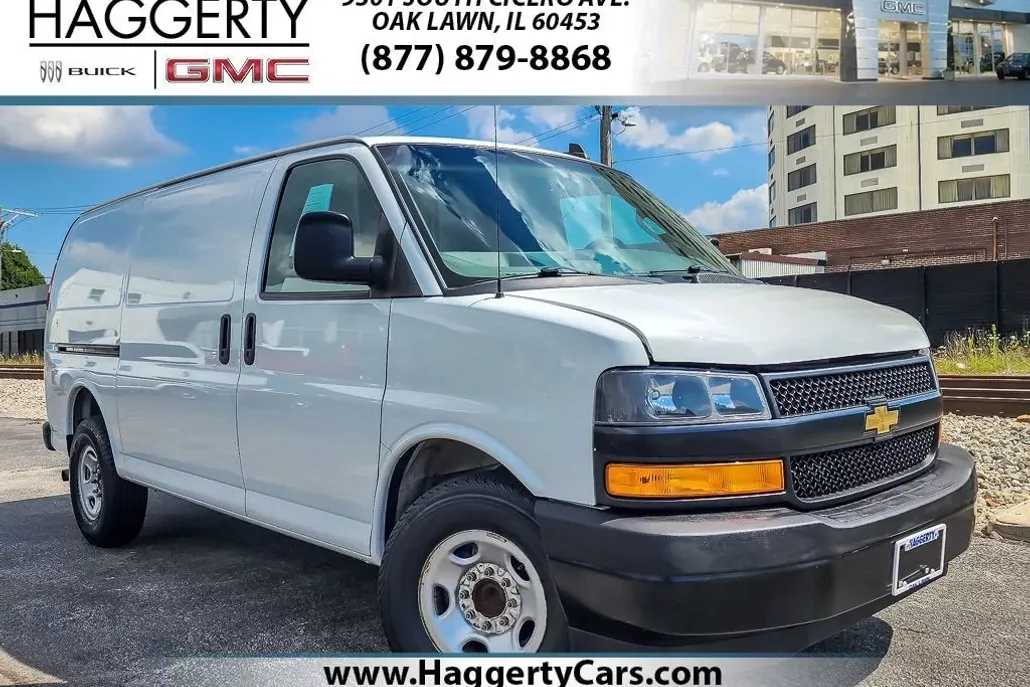 2018 Chevrolet Express Cargo 2500 Work Van photo 1