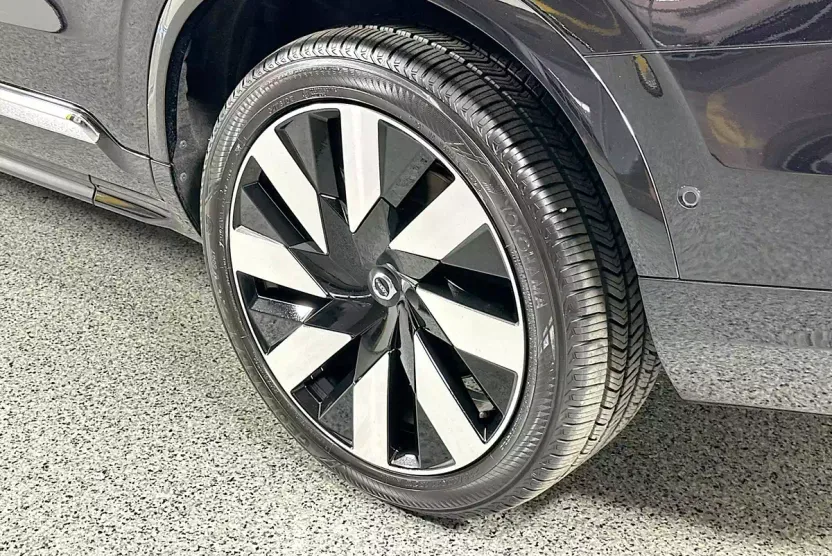 2023 Volvo XC90 Recharge Ultimate photo 1