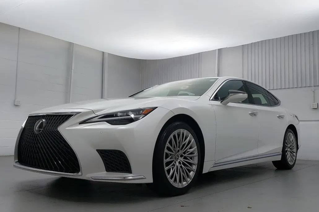 2024 Lexus LS 500 photo 1
