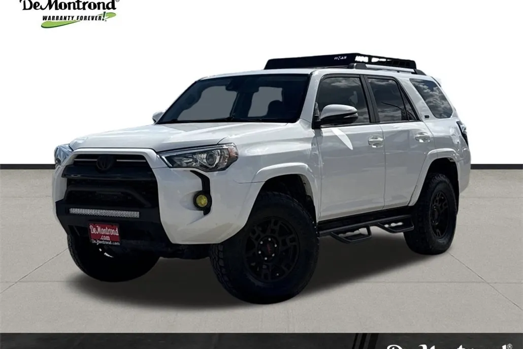 2020 Toyota 4Runner SR5 photo 1