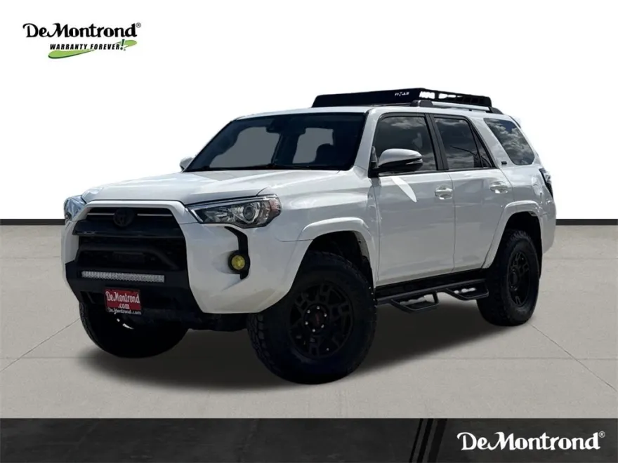 2020 Toyota 4Runner SR5 photo 1