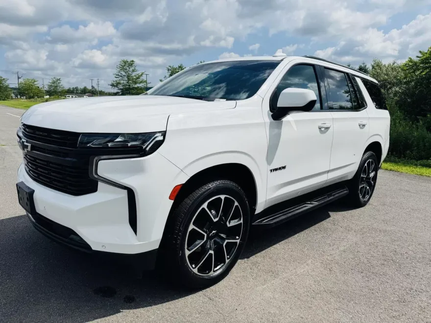 2023 Chevrolet Tahoe RST photo 1
