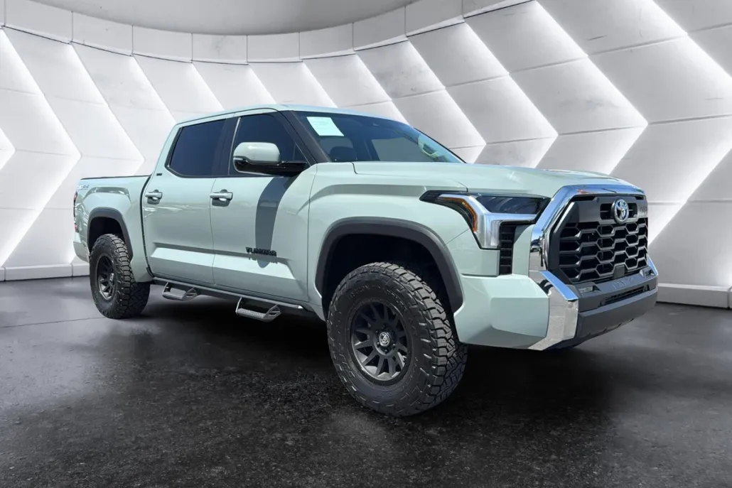 2024 Toyota Tundra SR5 CrewMax photo 1