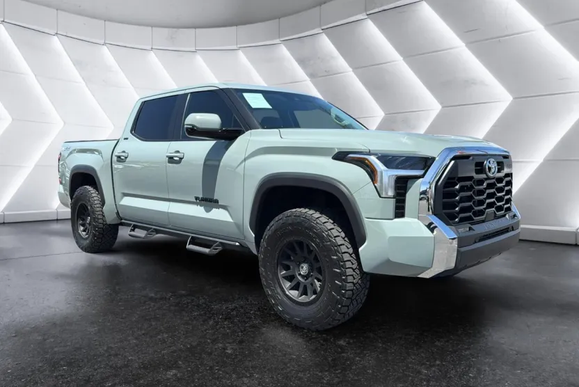 2024 Toyota Tundra SR5 CrewMax photo 1
