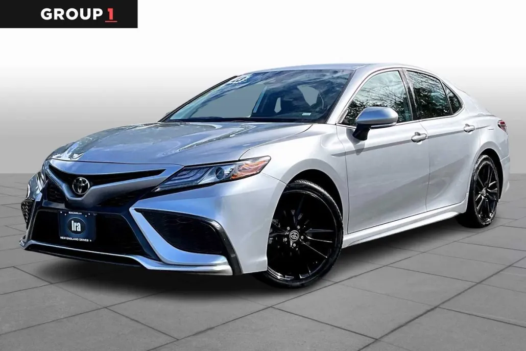 2023 Toyota Camry XSE photo 1