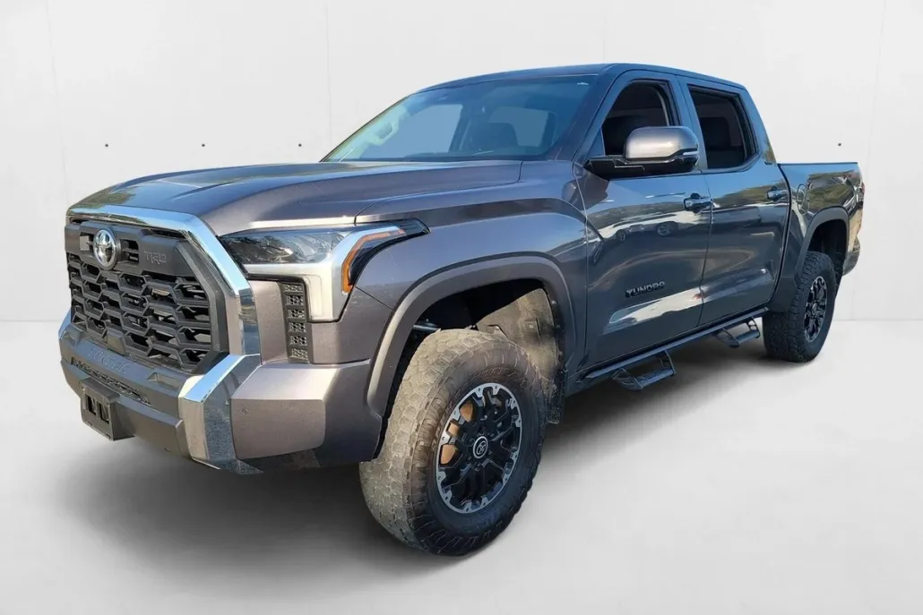 2024 Toyota Tundra SR5 photo 1