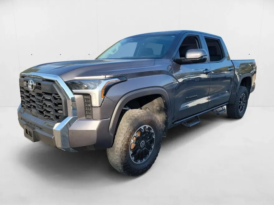 2024 Toyota Tundra SR5 photo 1