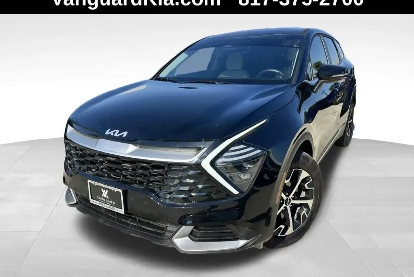 2025 Kia Sportage EX photo 1