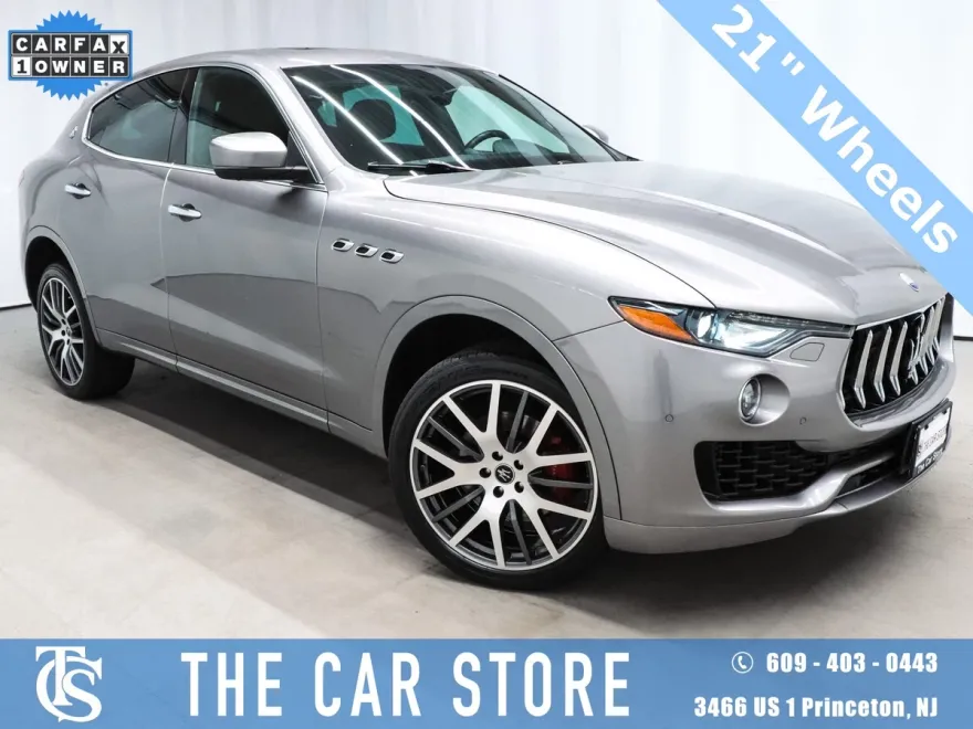 2021 Maserati Levante Base photo 1