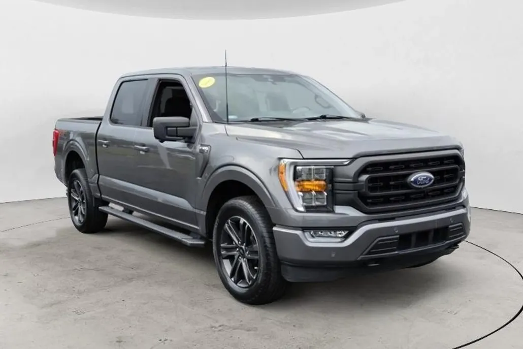 2022 Ford F-150 XLT photo 1