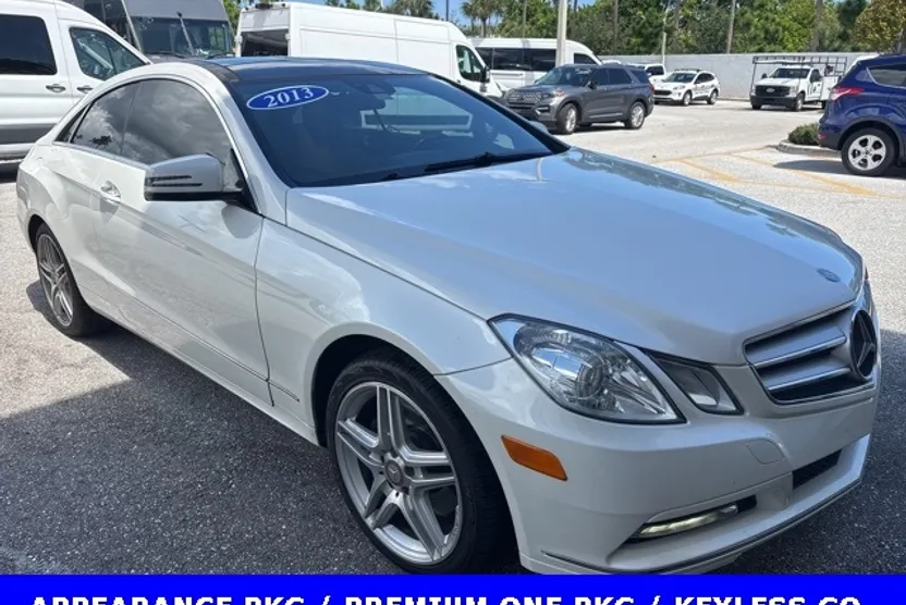 2013 Mercedes Benz E 350 photo 1