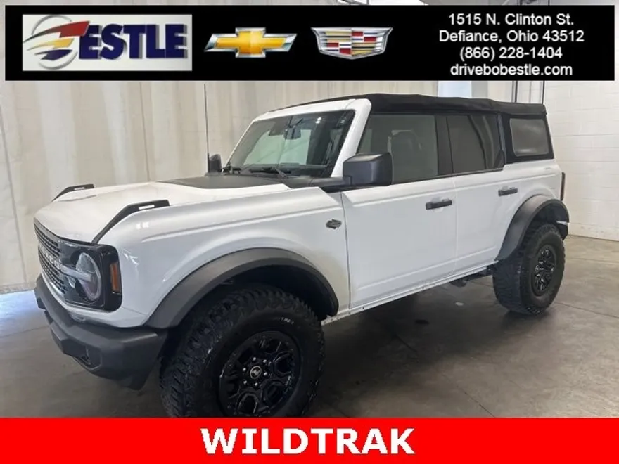 2022 Ford Bronco Base photo 1