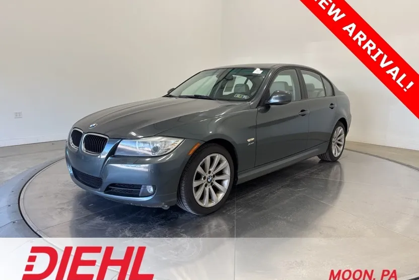 2011 Bmw 328i xDrive SULEV photo 1
