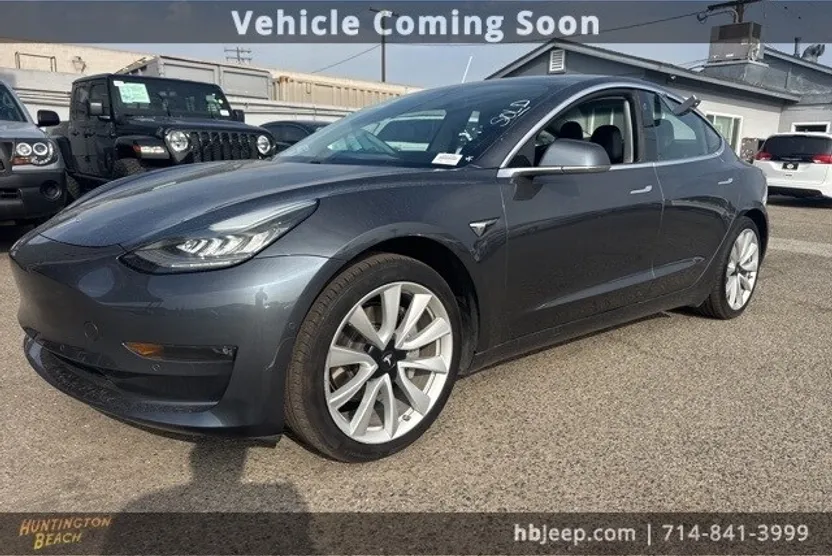 2018 Tesla Model 3 Long Range photo 1