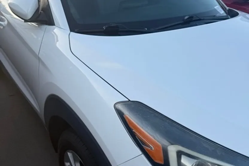 2019 Hyundai Tucson SE photo 1