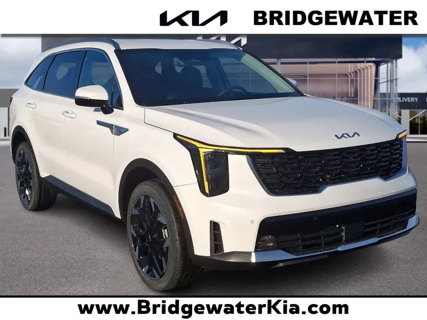 2025 Kia Sorento EX photo 1