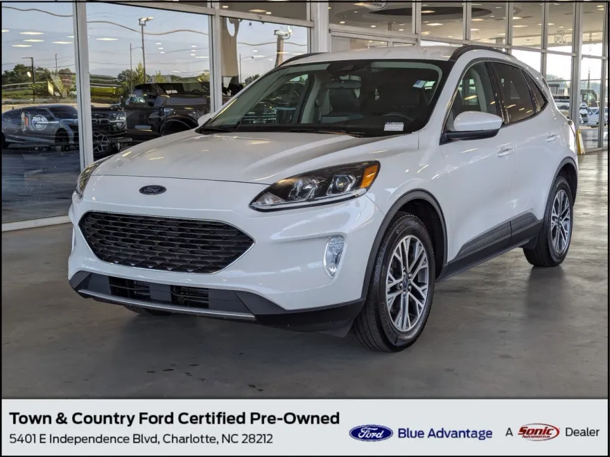 2020 Ford Escape SEL photo 1