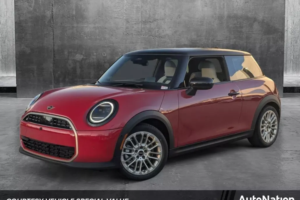 2025 Mini Cooper Hardtop 2 Door Iconic photo 1
