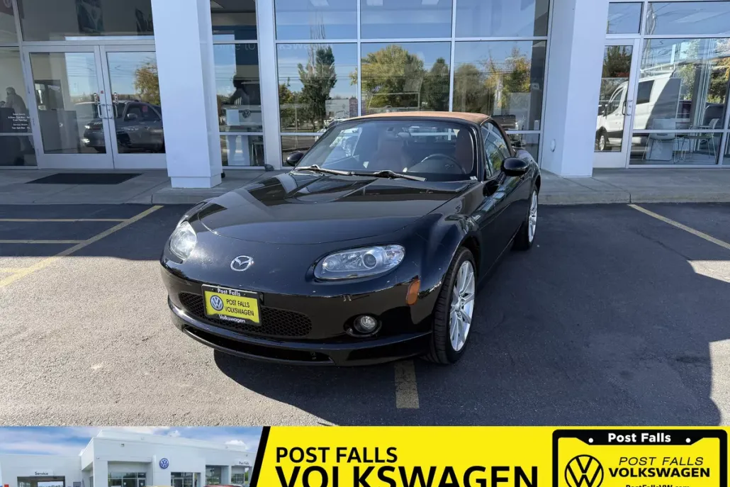 2006 Mazda MX-5 Miata Grand Touring photo 1