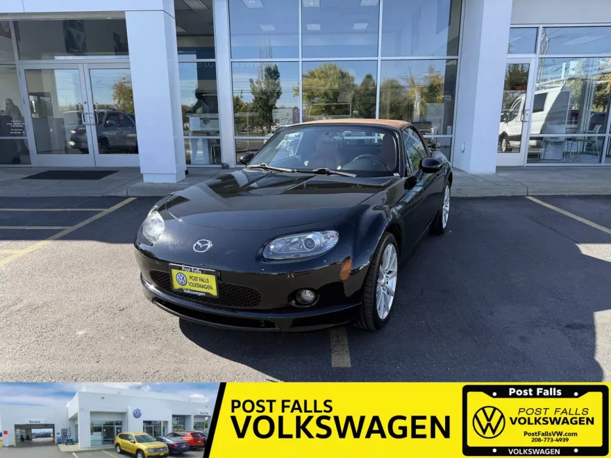 2006 Mazda MX-5 Miata Grand Touring photo 1